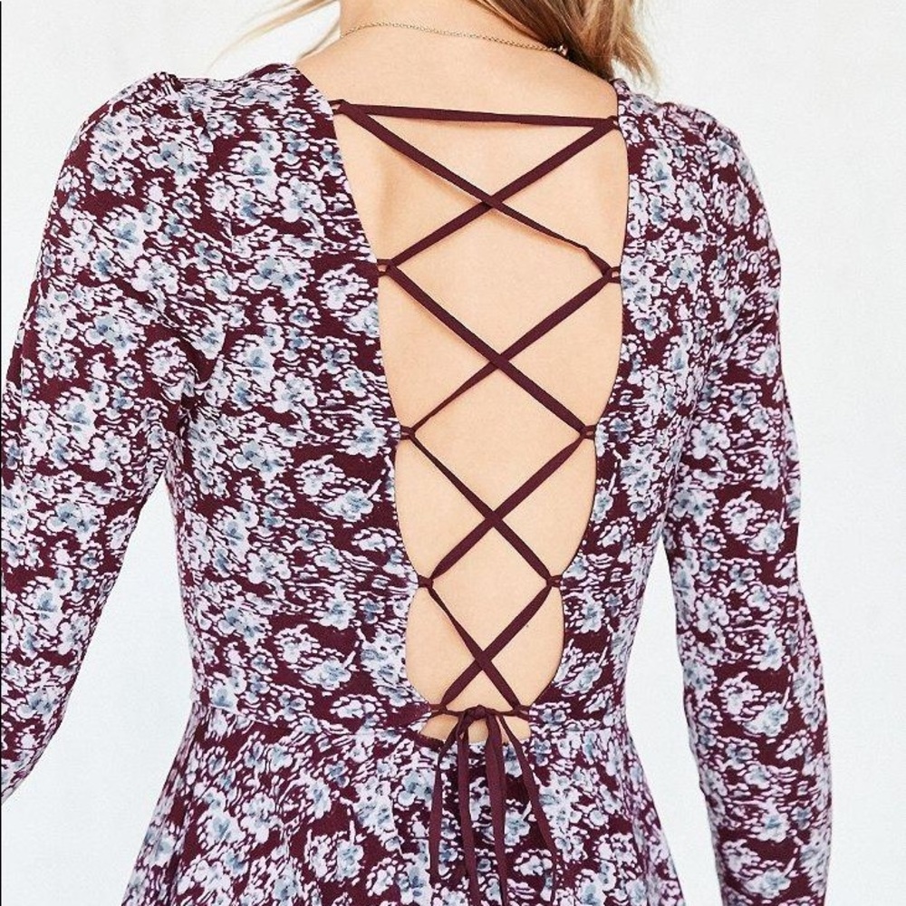 Kimchi Blue Katryna Floral Lace-Up Back Dress